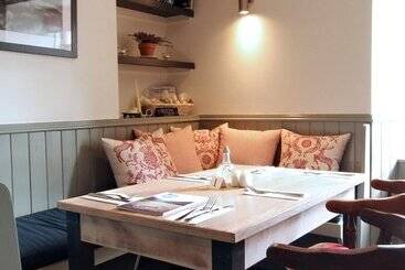 فندق The Boat Inn