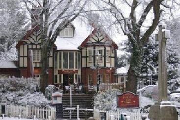 ホテル The Burley Inn