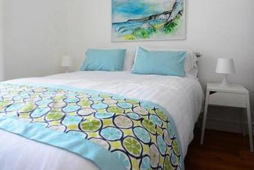 הוסטל Portrush Townhouse