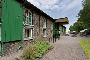 ユースホステル Yha Okehampton   Partner