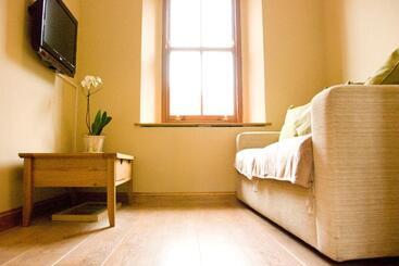 مبيت وإفطار Courtyard Mews Armagh City