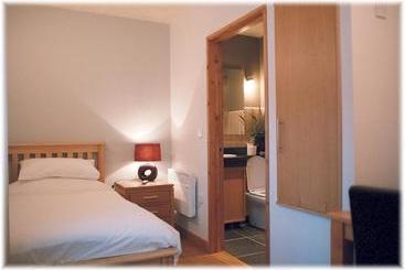 تختخواب و صبحانه Orchard Cottage