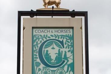 هتل Coach & Horses