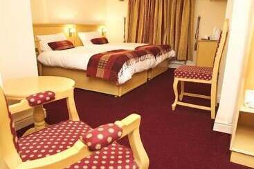 בית מלון כפרי Gateway