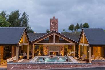 בית מלון כפרי Moddershall Oaks