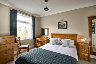 Ulbster Arms Hotel Near Thurso