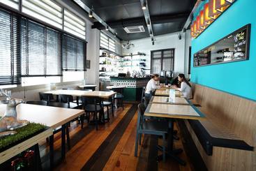 هتل Zen Rooms Farrer Park