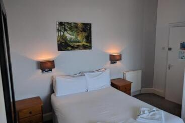 Mayfair Hotel   Isle Of Wight