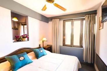 هتل Juliette Posada Boutique Ex Posada La Villa