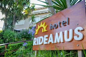 호텔 Rideamus
