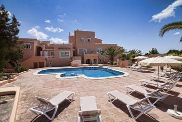 هتل Villa Clementina