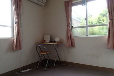 Okinawa Guest House Fushinuyauchi  Hostel