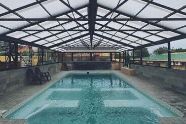 Отель Algarrobo