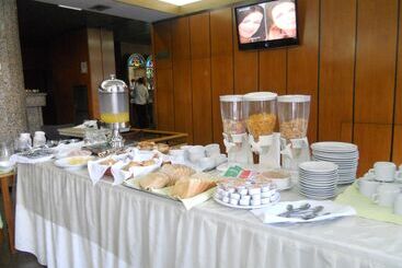 فندق Hostal Santa Fe De La Veracruz