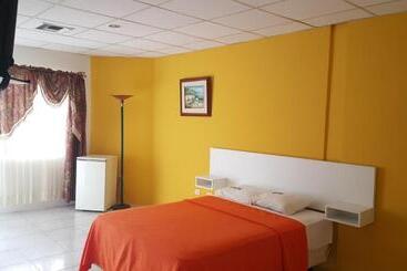 هتل Juan Sebastián