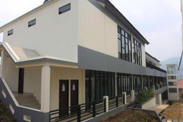 فندق Pp University