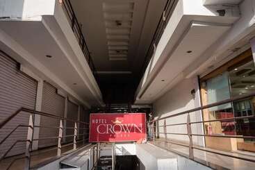酒店 Crown Palace