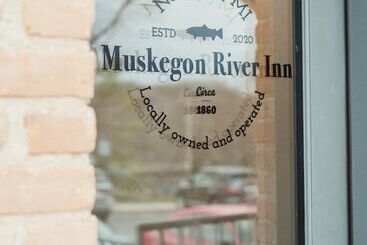 호텔 Muskegon River Inn
