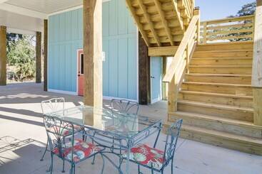 بيت ريفى Long Beach House W/ Charcoal Grill: Steps To Shore