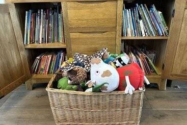 레지던스 House Few Mins From Beach With Hot Tub & Sauna