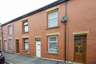 レジデンス Captivating 2 Bed House In Blackburn