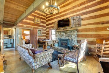 별장 Historic Jonesborough Cabin W/ Fire Pit & Grill!