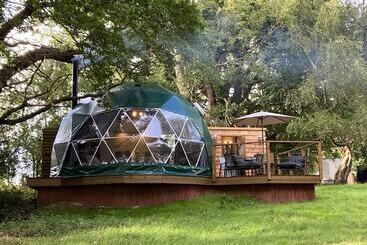 فندق Luna Domes