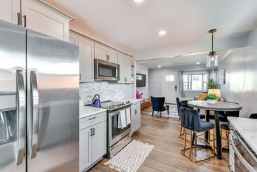 קוטג'' Newly Updated Home ~ 3 Mi To Downtown Charlotte!