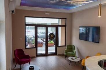 The Sun Hotel Boutique Napoli