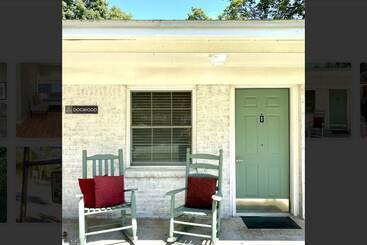 هتل Mount Sequoyah Center