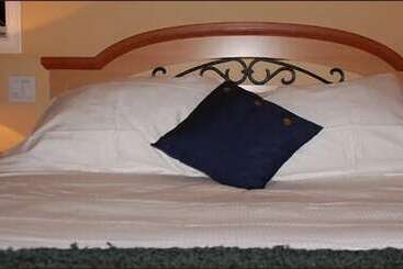 בית מלון כפרי A Vacation Paradise At Quail Ridge B&b