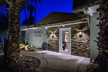فندق Avance