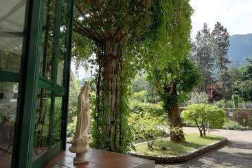 ホテル Casa Per Ferie Centro Beato Rosaz