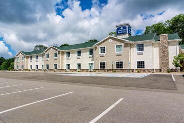 Cobblestone Hotel & Suites   Harborcreek