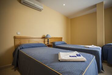 בית מלון כפרי El Alamo