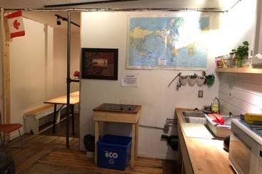 هتل Nanaimo Cambie Hostel