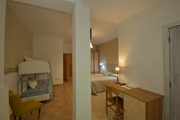 בית מלון כפרי Pineta Ristorante