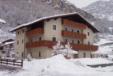 هتل Residence Casa Martinelli