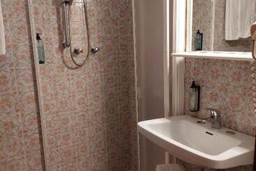 Отель Astor B&b