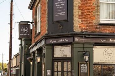 Fryatt Hotel & Bar