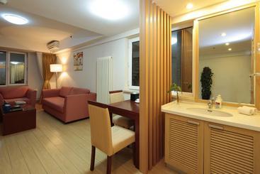 هتل Dalian Precious Ginza