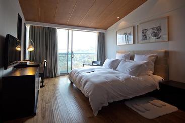 فندق Phoenix Art Resort