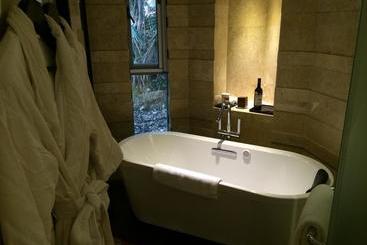 هتل Phoenix Art Resort