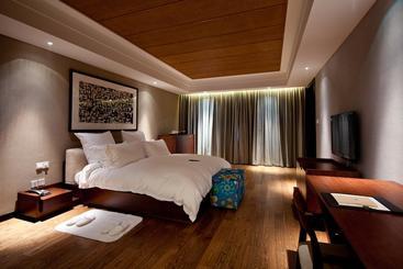 هتل Phoenix Art Resort