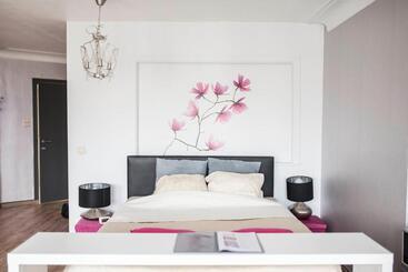 Отель B&b A Dream City Spa & Massages