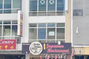 Roof Talk Theme Hostel