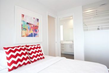 Bujerum Apartments On Burleigh