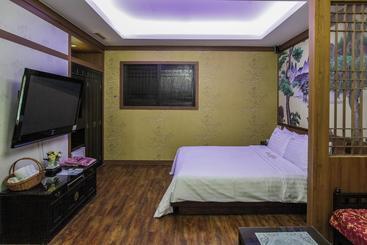 هتل Cheonan B