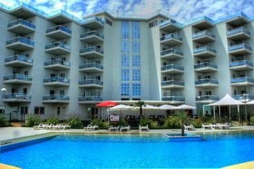 هتل Elena Club Resort