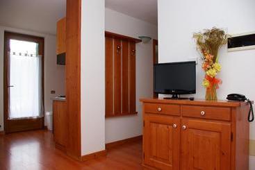 هتل Residence Piz Aot